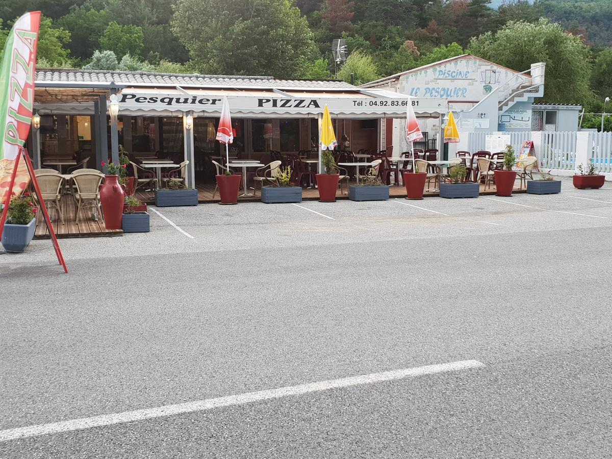 Camping Le Pesquier Hotel Castellane Esterno foto