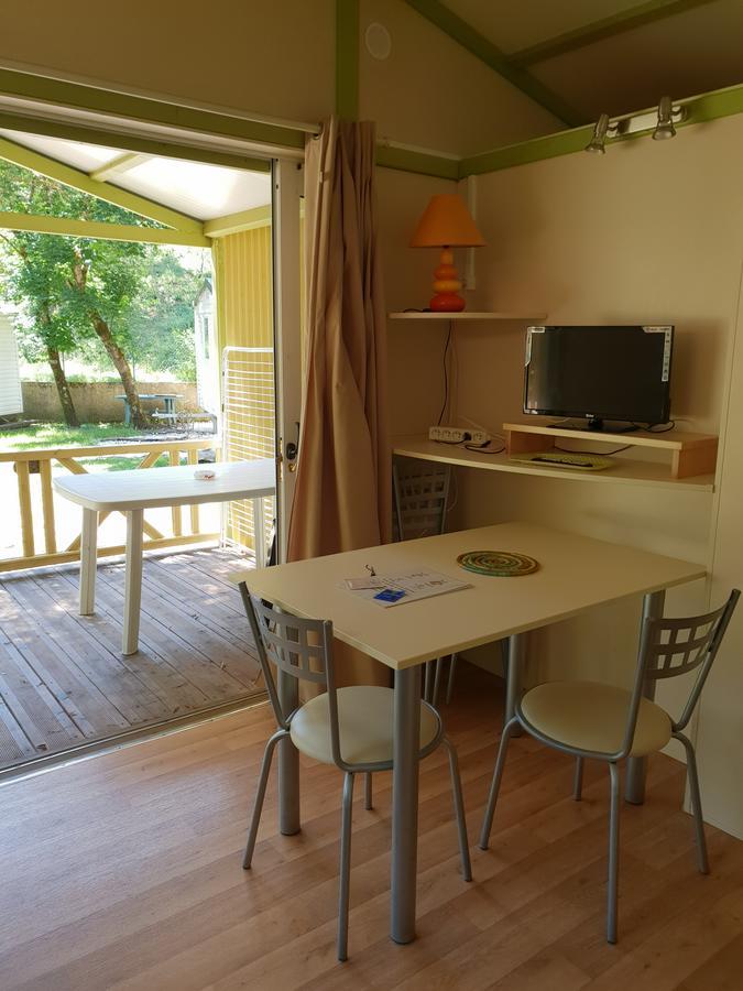 Camping Le Pesquier Hotel Castellane Esterno foto